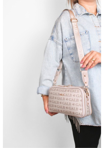 Kahverengi Cüzdanlı 5 Bölmeli Geniş Askılı Günlük Kullanıma Uygun Kadın Omuz Çantası Tanıtım Fiyatı indirimleri