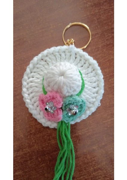 Şapka Beyaz Amigurumi Anahtarlık fiyatları