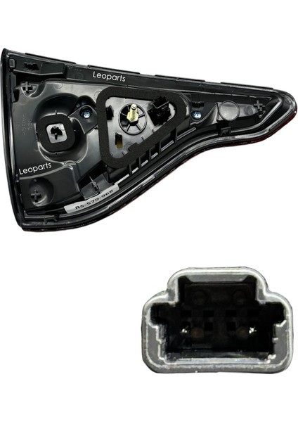 Renault Clio 5 Stop Lambası Iç Sağ 2021-2024 (Touch Paket) 265504450R