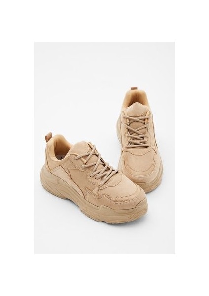 Kadın Bej Yüksek Taban Bağcıklı Spor Ayakkabı fiyatları