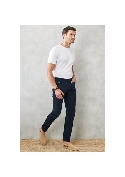 Erkek Lacivert Slim Fit Dar Kesim Pamuklu Esnek Chino Pantolon
