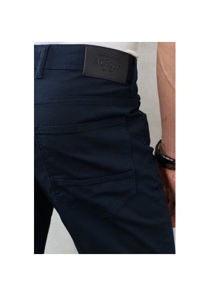 Erkek Lacivert Slim Fit Dar Kesim Pamuklu Esnek Chino Pantolon