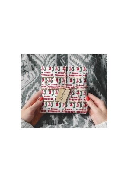 Karışık Yeni Yıl Yılbaşı Noel Temalı Hediye Paketleme Ambalaj Kağıdı 50 x 70 cm 6’lı Paket modelleri