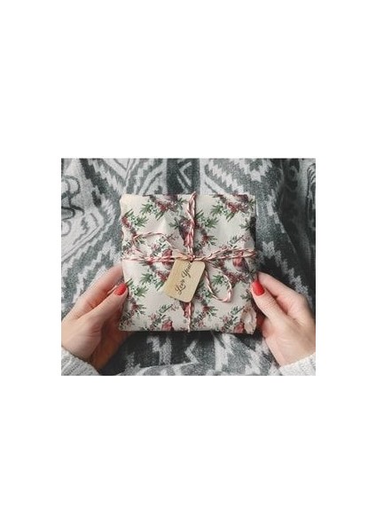 Karışık Yeni Yıl Yılbaşı Noel Temalı Hediye Paketleme Ambalaj Kağıdı 50 x 70 cm 6’lı Paket