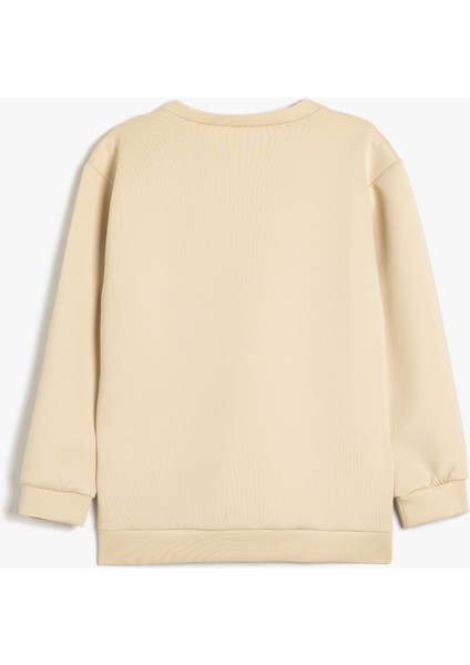 Sweatshirt Baskı Detaylı Bisiklet Yaka Uzun Kollu fiyatları