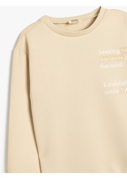 Sweatshirt Baskı Detaylı Bisiklet Yaka Uzun Kollu modelleri