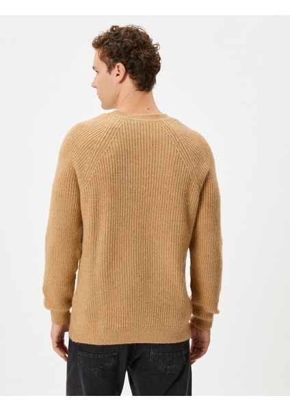 Triko Kazak Bisiklet Yaka Yumuşak Dokulu Slim Fit Uzun Kollu fırsatları