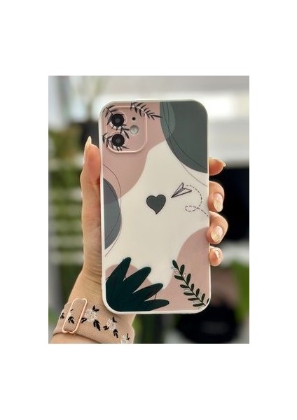 Iphone 11 Uyumlu (12 Görünümlü Köşeli ) Içi Kadife Secret Garden Renkli Kılıf fiyatları