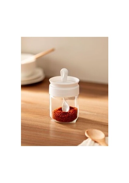 Liana Kaşıklı Cam Baharatlık 210 ml – Dayanıklı, Ergonomik ve Kolay Temizlenen Tekli Kapaklı Kavanoz