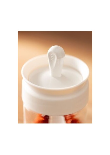 Liana Kaşıklı Cam Baharatlık 210 ml – Dayanıklı, Ergonomik ve Kolay Temizlenen Tekli Kapaklı Kavanoz modelleri