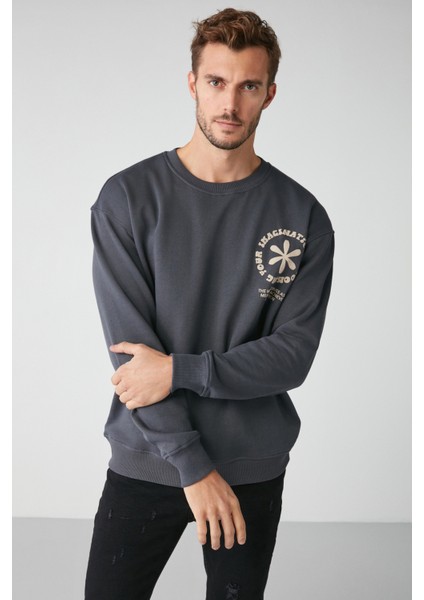 Confused Regular Relaxed Antrasit Sweatshirt fırsatları