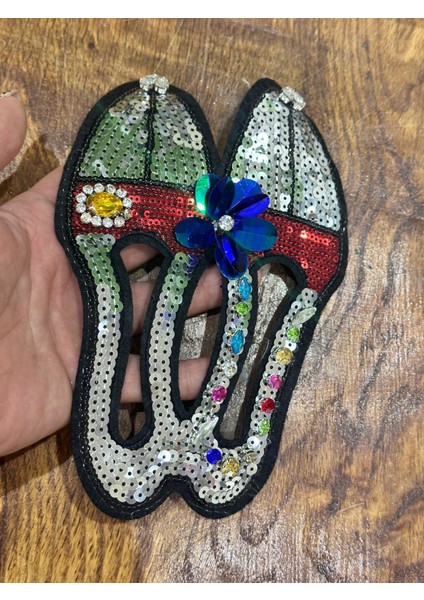 Renkli Taş Işleme Pul Payetli Pabuç Ayakkabı Arma Dikiş Aplike modelleri