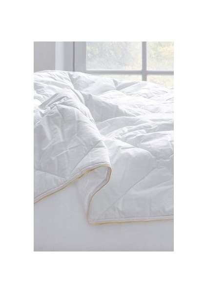 Bedding DACRON® HALLOFIL® ALLERBAN® Yorgan 200 Gr. (Çift Kişilik - 195x215 cm)