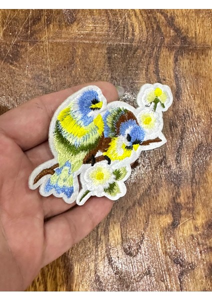 10X6 cm Ütü Ile Yapışan Çiçekli Kuş Arma Dikiş Aplike