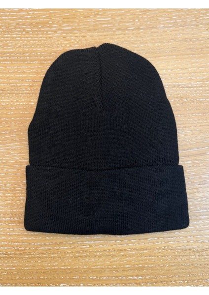 Casual Katlamalı Bere Siyah fiyatları