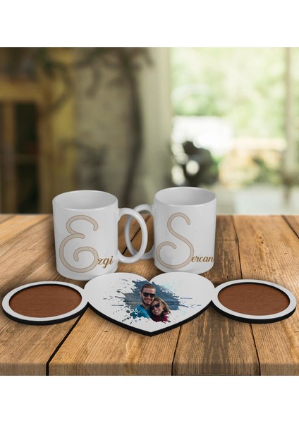 Çiftlere Özel Tasarım Kupa Bardaklar ve Ahşap Bardak Altlığı 101826