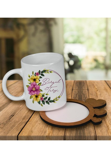 Kişiye Özel Tasarım Kupa Bardak ve Kalp Desenli Ahşap Bardak Altlığı 99687