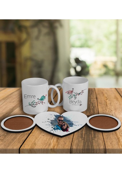 Çiftlere Özel Tasarım Kupa Bardaklar ve Ahşap Bardak Altlığı 101829