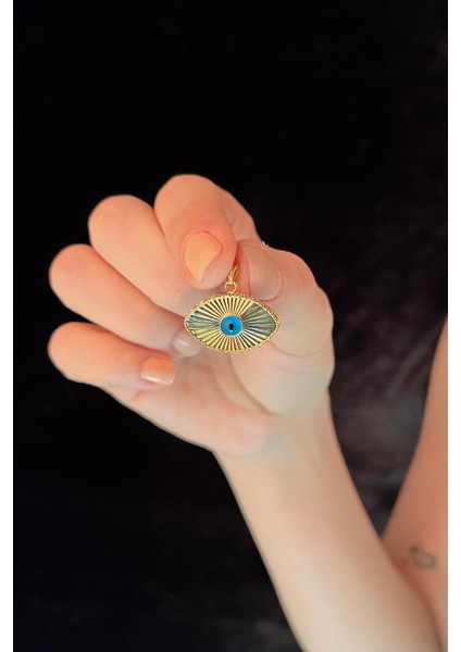 14 Ayar Altın Göz Detaylı Işıltılı Oval Kolye Ucu 2