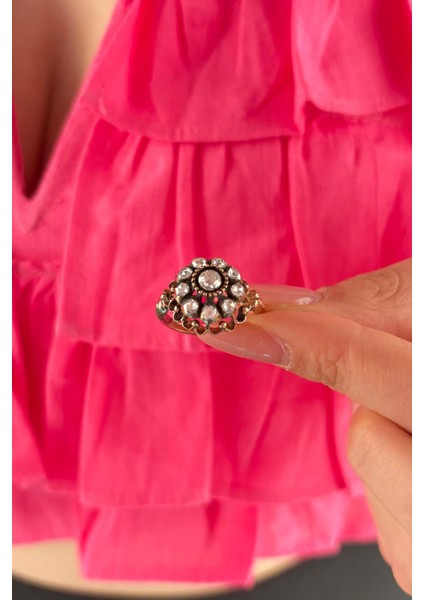 8 Ayar Altın Papatya Modeli Elmas Yüzük fiyatları