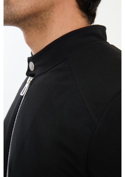 Düz Siyah Slim Fit Hakim Yaka Erkek Mont fiyatları