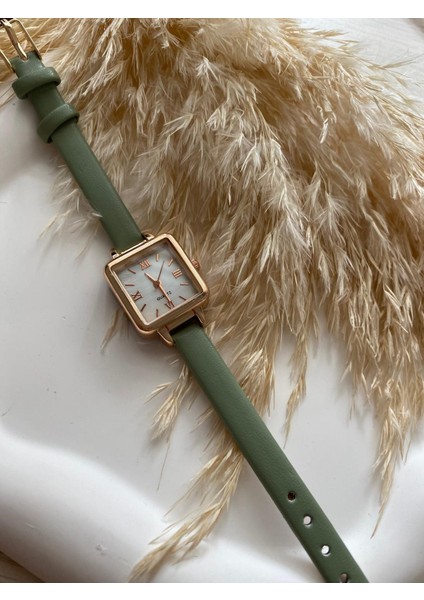 Bs Stıll Vintage Kadın Kol Saati Retro Quartz Minimal Deri Dordon 1 Adet fiyatları