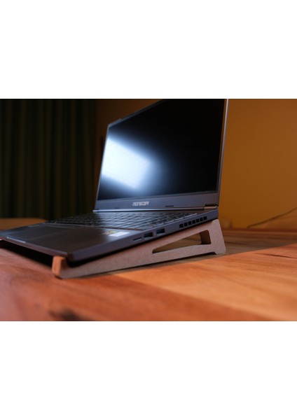Ahşap Laptop Yükseltici Laptop Standı Tüm Modellerle Uyumlu Taşınabilir Notebook Standı