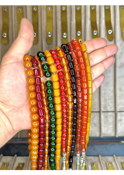 3 Adet Kaliteli Toz Kehribar Tesbih Karışık Renk ve Model T-470 fırsatları