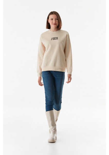 Önü ve Arkası Baskılı Bisiklet Yaka Sweatshirt