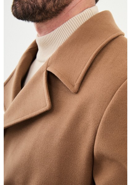 Düz Bej Slim Fit Geniş Yaka Kuşaklı Kruvaze Kaşe Uzun Erkek Kaban fiyatları