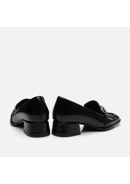 01AYH294860A100 SIYAH Kadın Loafer