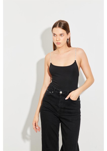 Taş Detaylı Sırt Dekolteli Askılı Siyah Bodysuit