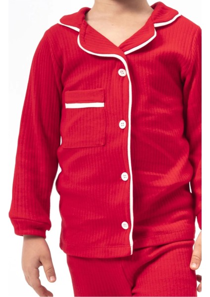 046 5-7 Yaş Cepli Biyeli Erkek Düğmeli Pijama Takımı modelleri