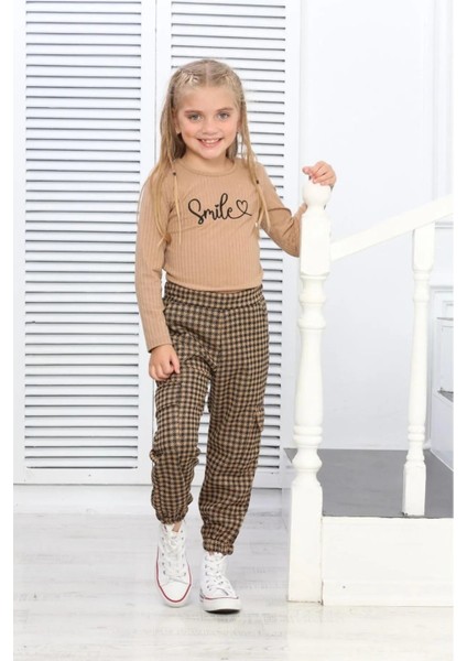 3002 4-8 Yaş Smile Nakışlı Takım indirimleri