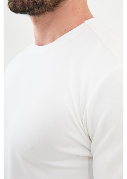 Düz Ekru Slim Fit Bisiklet Yaka Uzun Kollu Erkek T-Shirt fiyatları