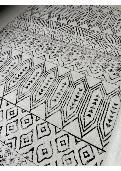 Yeni Desen Etnik Beyaz Model Kadife Halı Örtüsü 6m2-200x300