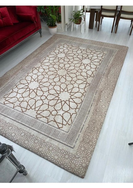 Lüx Kahve Çizgili Model Lastikli Kadife Halı Örtüsü 6 M2 -200x300