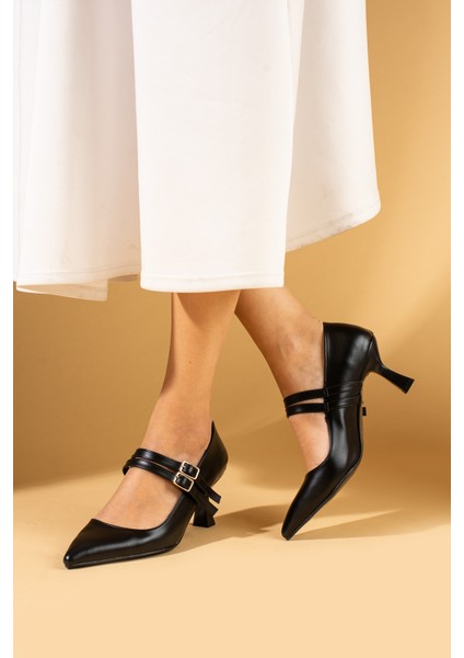 Kemer Detaylı Rahat Kalıp Kadeh Topuklu Kadın Ayakkabı 53-1000-24CILT fiyatları