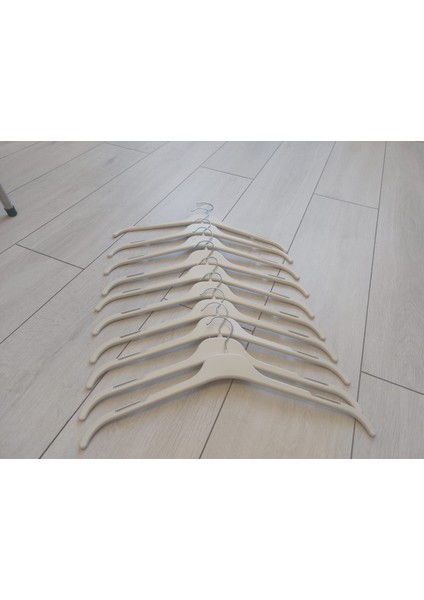 PLASTİK BEYAZ GÖMLEK,TİŞÖRT BLUZ ASKISI 10 ADET CTP 43 fırsatları