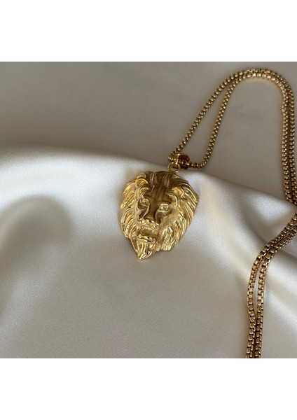 Laria Jewelry Gold Aslan Kafası Kolye