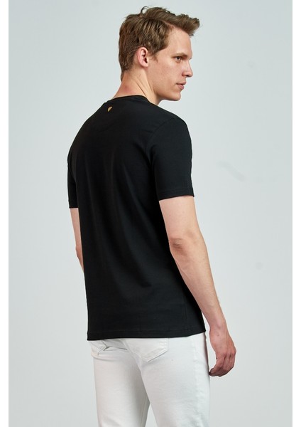 Giovane G. Designers T-Shirt