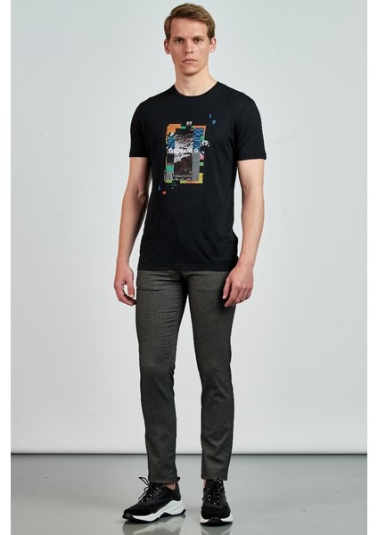 Giovane G. Designers T-Shirt