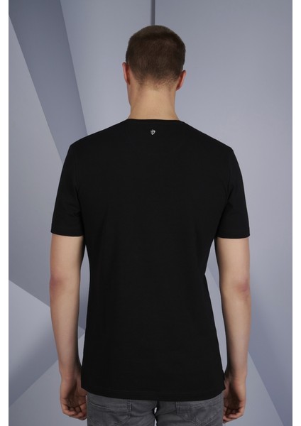 Giovane G. Designers T-Shirt