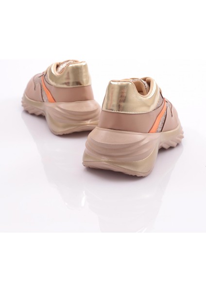 740 Kadin Bağcikli Sneaker Ayakkabi modelleri