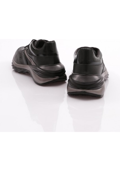 740 Kadin Bağcikli Sneaker Ayakkabi modelleri
