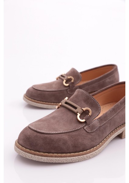 246 Kadin Loafer Ayakkabi