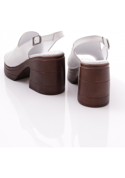 55 Kadin Yandan Bağlamali Sandalet modelleri