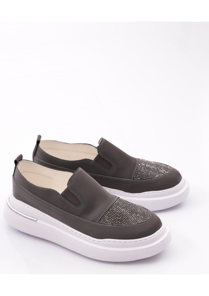 053 Kadin Önü Taşli Sneaker Ayakkabi fiyatları