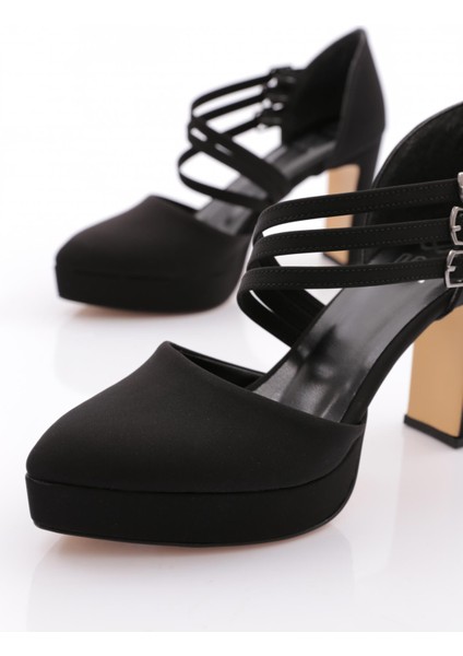 218 Kadin Bileği Kemerli Topuklu Ayakkabi fırsatları