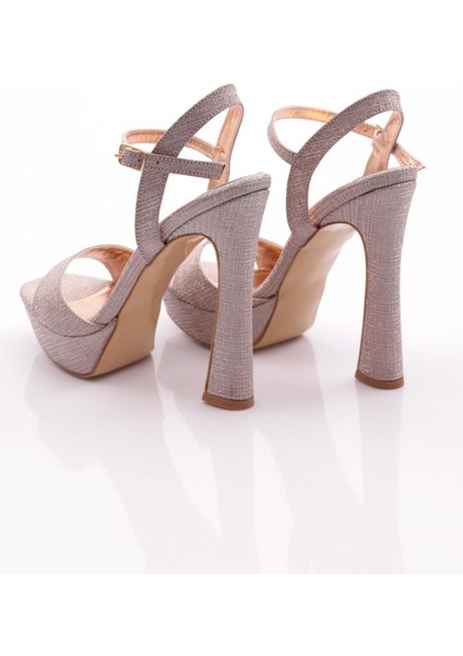 2011 Kadin Tek Şeritli Topuklu Abiye Ayakkabi modelleri